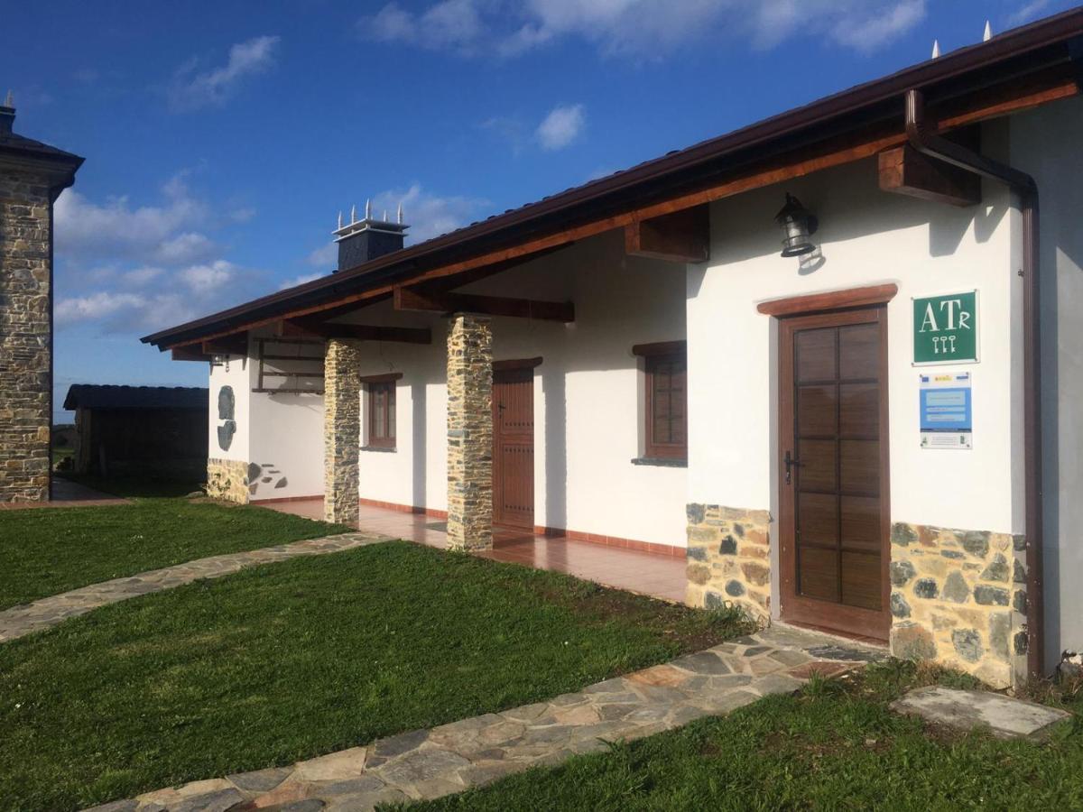La Casa Vieja De Caneo - Apartamentos Rurales 3 Llaves Luarca Buitenkant foto